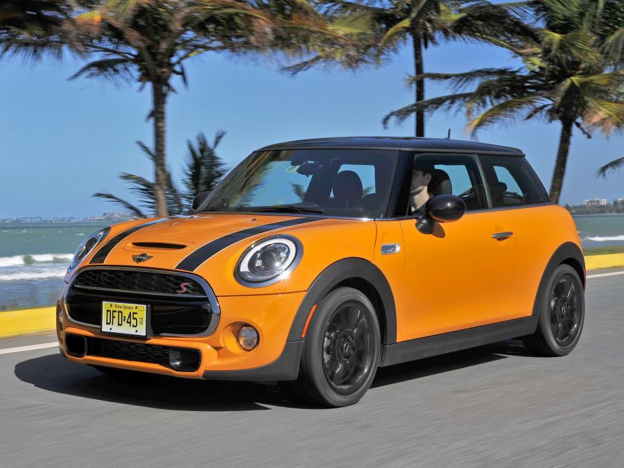  Mini Cooper S 2014 года  (US) (фото 6 из 25)